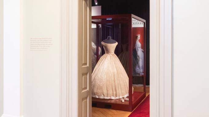 Ausstellung im Textilmuseum zu «Robes politiques»