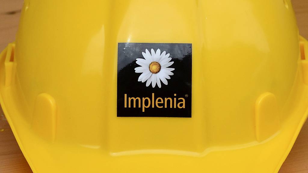 Der Baukonzern Implenia hat wegen seiner Restrukturierung im ersten Halbjahr einen Gewinneinbruch erlitten. (Archivbild)