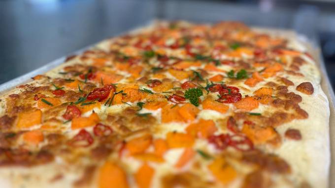 Pizza geht auch im Herbst – mit Kürbis erst recht!