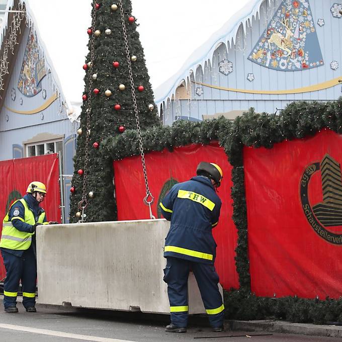 Nach Anschlag: Berliner Weihnachtsmarkt wieder geöffnet