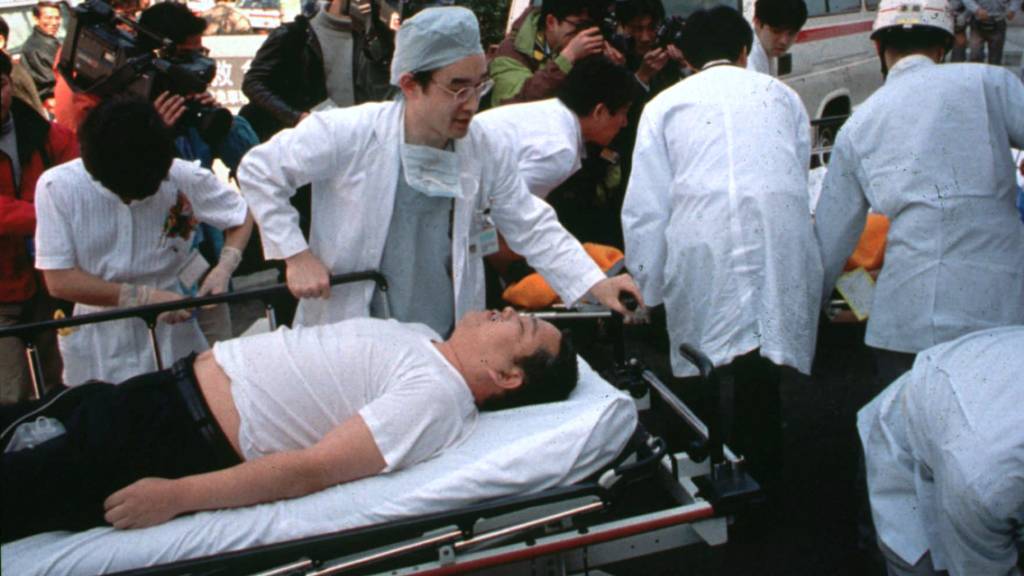 Bei einer Nervengift-Attacke von Terroristen in der U-Bahn von Tokio 1995 wurden 14 Menschen getötet und über 6000 verletzt. (Archivbild)