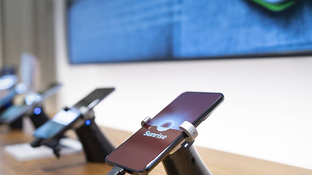 Sunrise hat den Umsatz mit der Mobiltelefonie stabil gehalten. (Archivbild)
