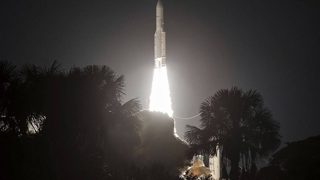 Start einer Ariane-5-Rakete von Französisch-Guyana aus. (Archivbild)