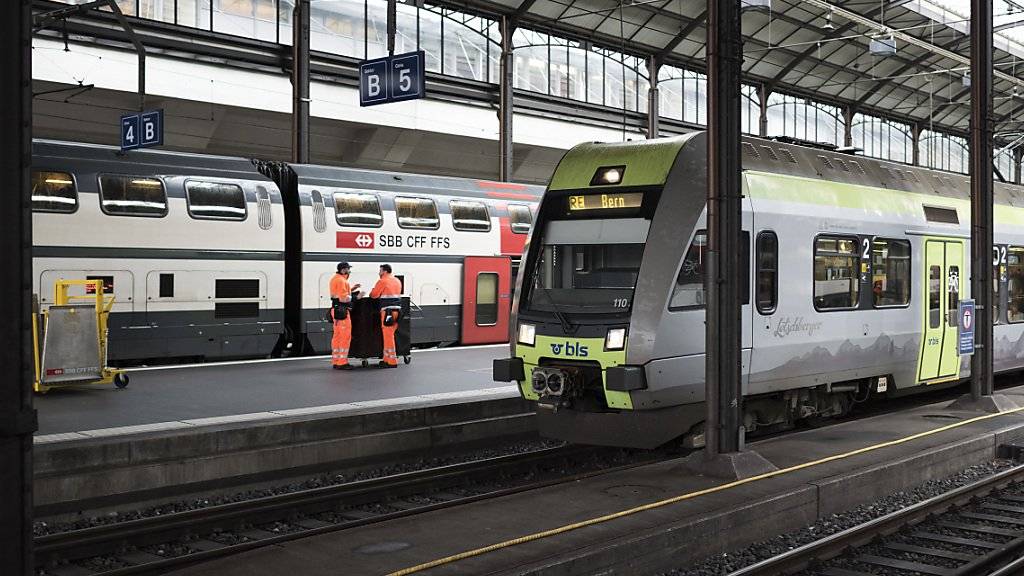 Wieder fast freie Fahrt im Bahnhof Luzern: Die Reparaturarbeiten nach der Entgleisung sind abgeschlossen. (Archivbild)