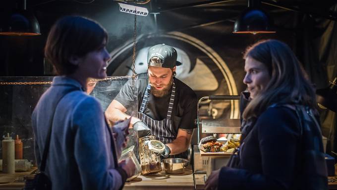 Fussball, Motoren, Musik und gutes Essen