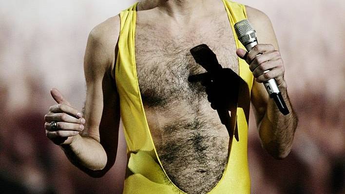 Borat führt seine Brusthaare spazieren (Getty Images/MTV)