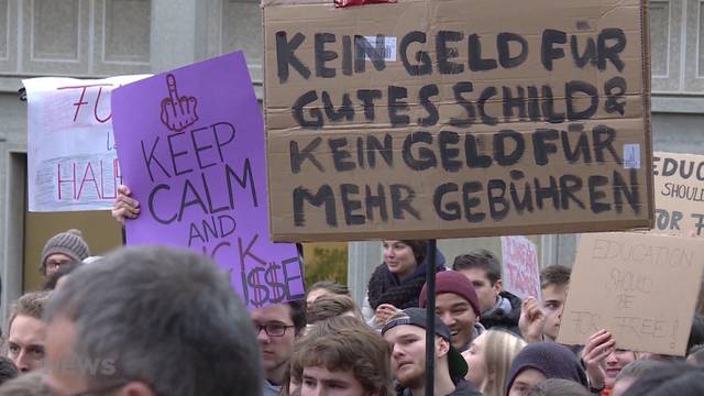 Studenten müssen  blechen