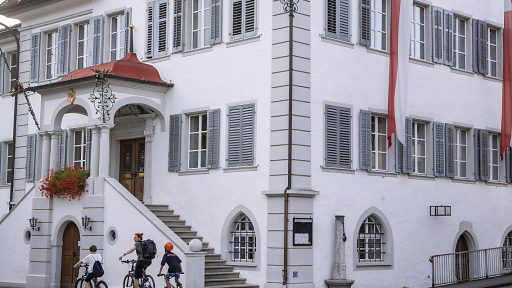 Im Sarner Rathaus tagt heute der Obwaldner Kantonsrat. (Archivbild)