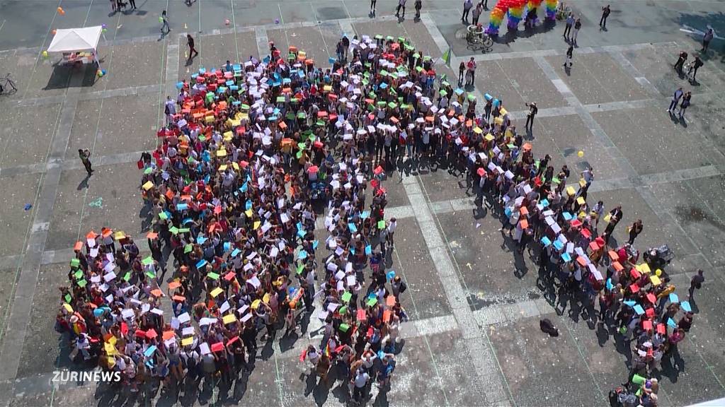 Ehe für Alle: Hunderte demonstrieren in Zürich