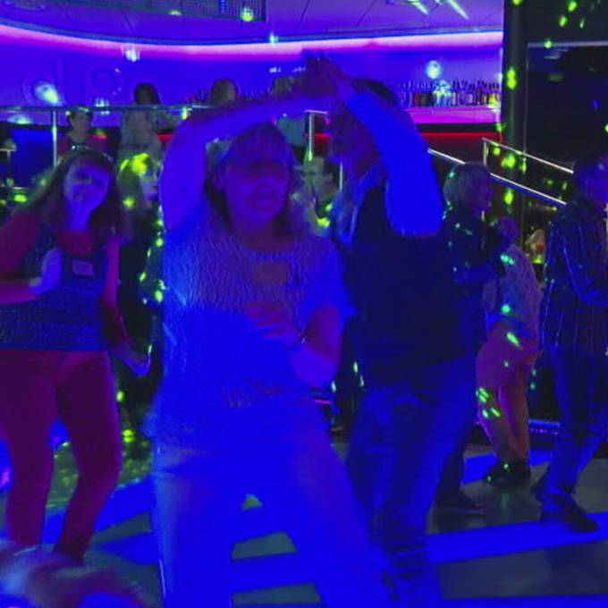 In diesem Bieler Club schwingen Senioren das Tanzbein