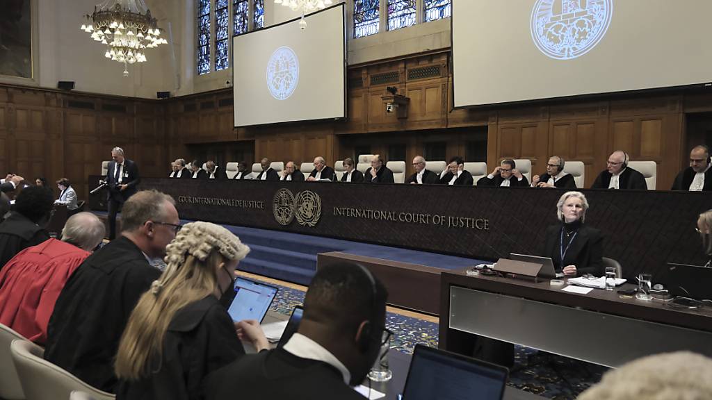 Beim Internationalen Gerichtshof in Den Haag nimmt Israel erstmals zu dem Vorwurf des Völkermordes im Gaza-Krieg Stellung. Foto: Patrick Post/AP/dpa