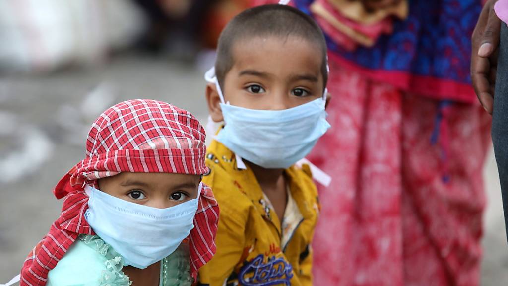 Angst vor Coronavirus-Ansteckung haben diese Kinder in Indien.