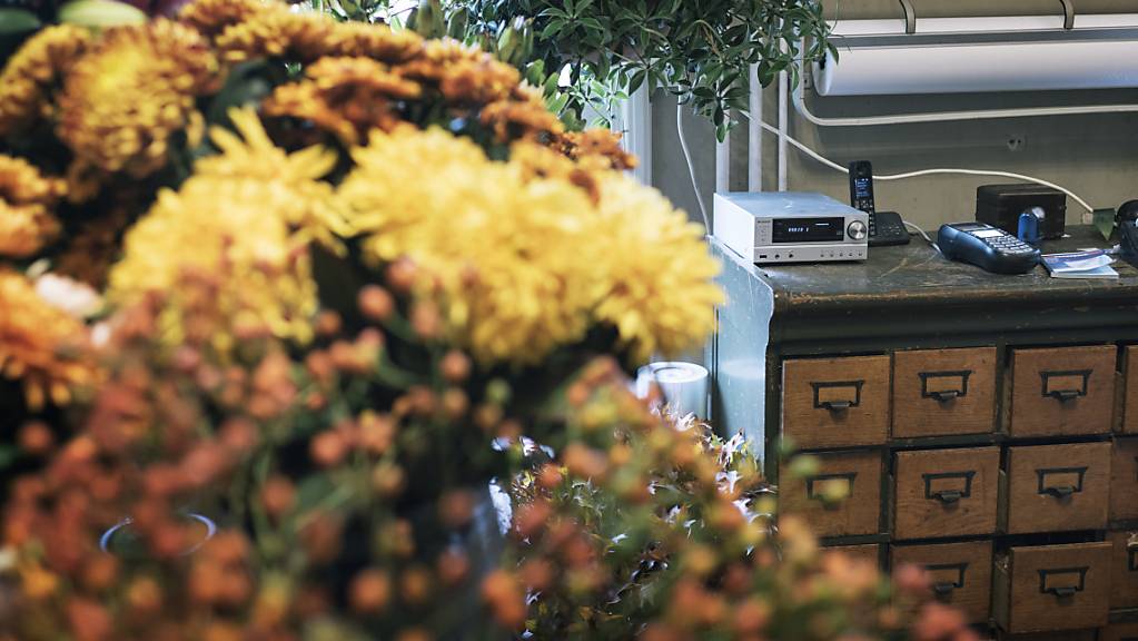 Blumen während der Corona-Krise nicht im Laden kaufen, sondern sich nach Hause liefern lassen: Das bieten Blumenläden in Nidwalden an (Symbolbild).