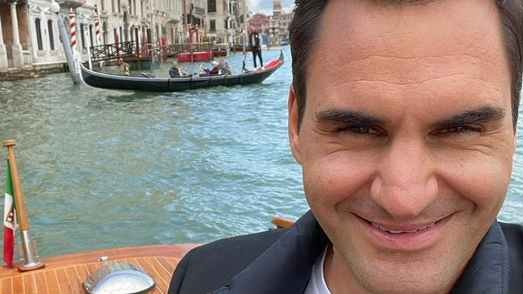 Roger Federer ziehts zur Biennale nach Venedig