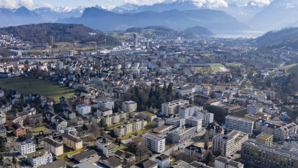 Der Kanton Luzern soll bis 2050 vor allem in den städtischen und intermediären Gebieten wie Kriens und der Stadt Luzern wachsen. (Archivaufnahme)