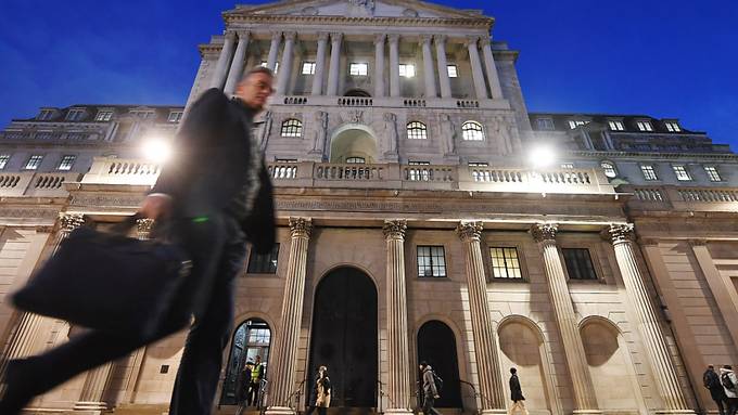 Zeitung – Britische Notenbank erwägt Negativzinsen