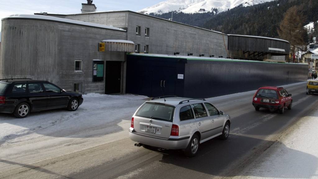 Das Kongresszentrum in Davos ist wegen der Corona-Pandemie der derzeitige Tagungsort des Bündner Parlaments.