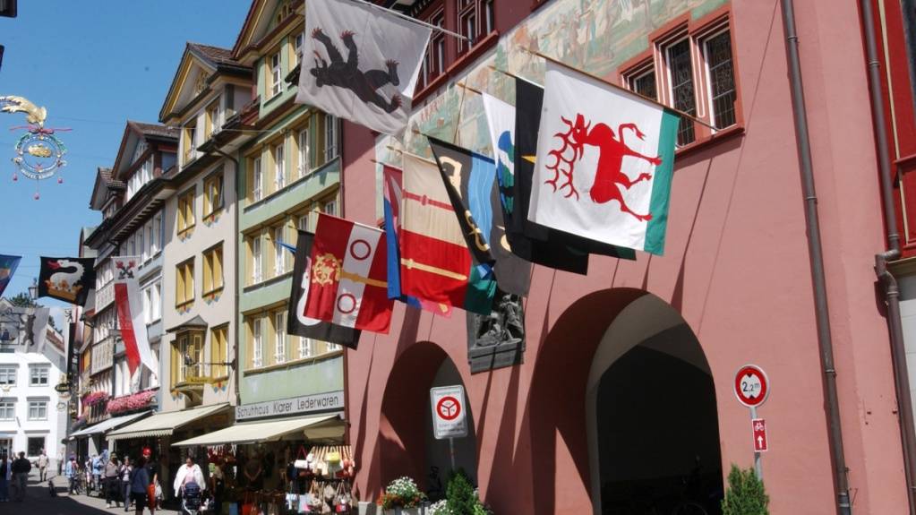 Im Kanton Appenzell Innerrhoden sammelt ein Komitee Unterschriften für eine Initiative, die in grösseren Bezirken die Proporzwahl für den Grossen Rat einführen möchte. (Archivbild)