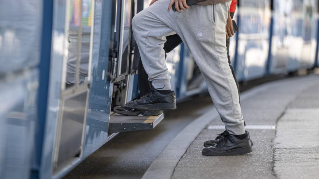 Fahrgastzahlen in Zürcher Tram und Bus steigen
