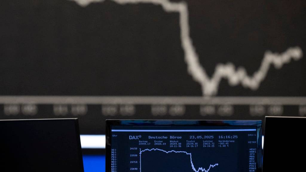 Die Europäer sparen viel, und vom Angelegten profitieren oft amerikanische Firmen. Ein Gütesiegel für Finanzprodukte, die in Europa investieren, soll das ändern. (Archivbild)