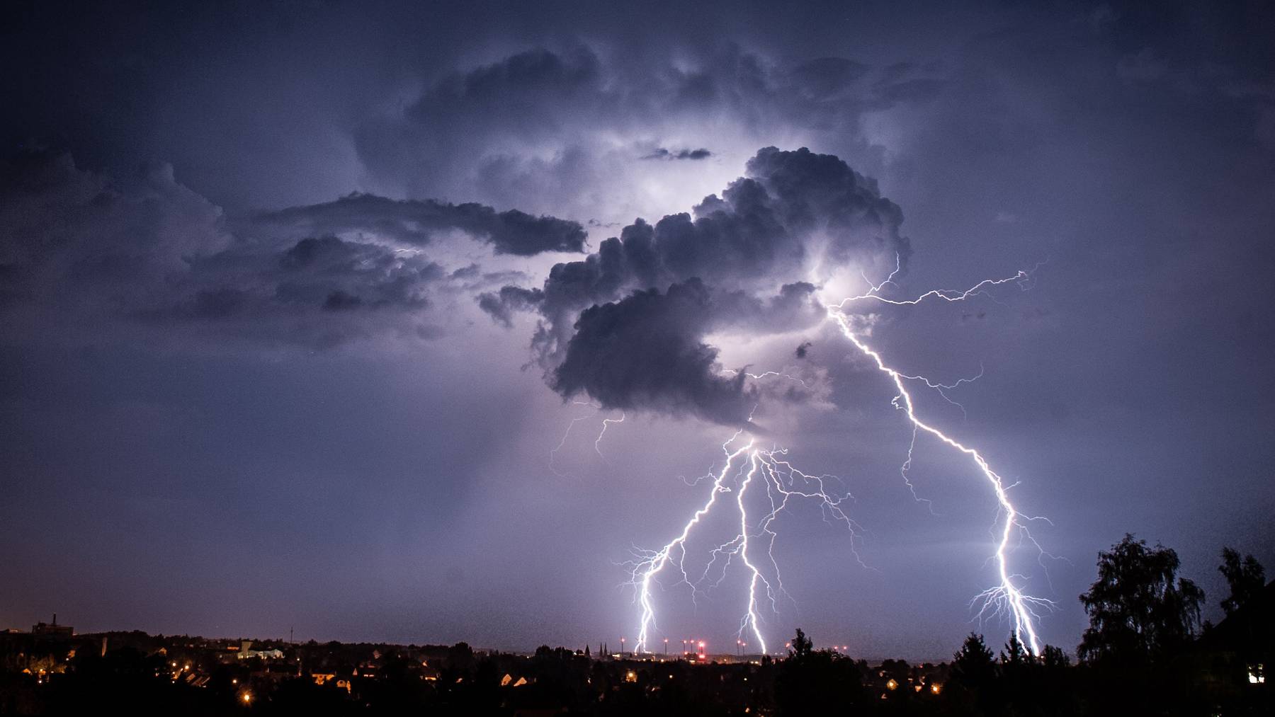 Dem Mittelland stehen Gewitter und wechselhaftes Wetter bevor.