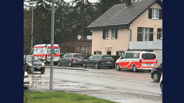 Grossaufgebot in Spreitenbach: Polizeieinsatz bei City Motel