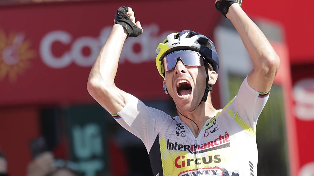 Der Portugiese Rui Costa jubelt in Lekunberri