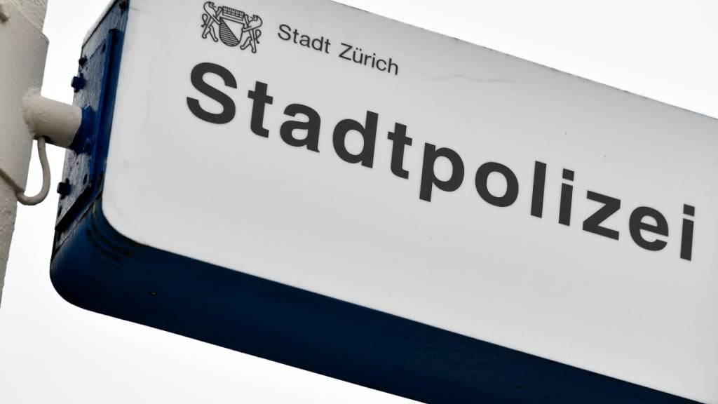 Die Stadtpolizei versucht, die Identität des Toten zu klären. (Symbolbild)
