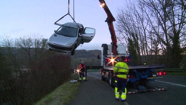 Autounfall in Oftringen wegen gefährlichen Strassenverhältnissen