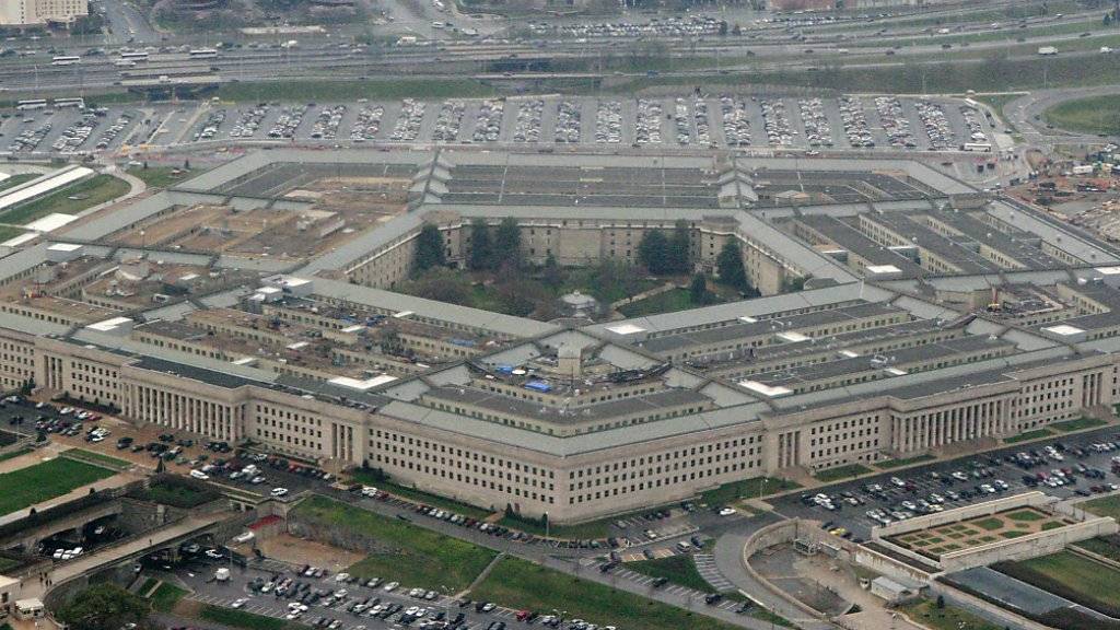 Hauptsitz des US-Verteidigungsministeriums: das Pentagon in Arlington im US-Bundesstaat Virginia an der Grenze zu Washington D.C. (Archivbild)