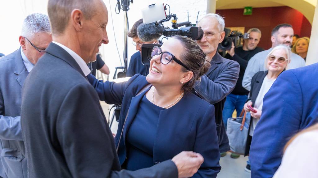 Schlussresultat Grosser Rat: SVP gewinnt 5 Sitze +++ Martina Bircher in Regierung gewählt