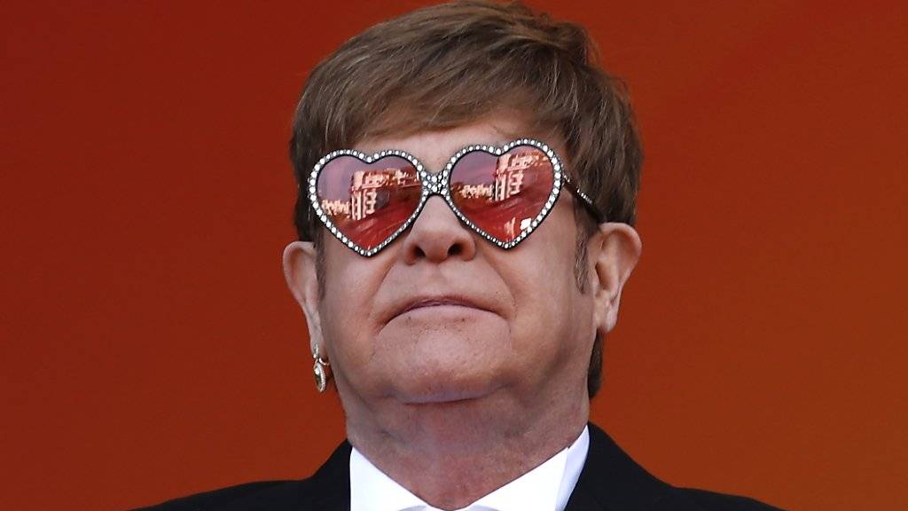 Der britische Popstar Elton John hat das Herausschneiden von schwulen Sexszenen in der russischen Version des Films «Rocketman» heftig kritisiert. (Archivbild)