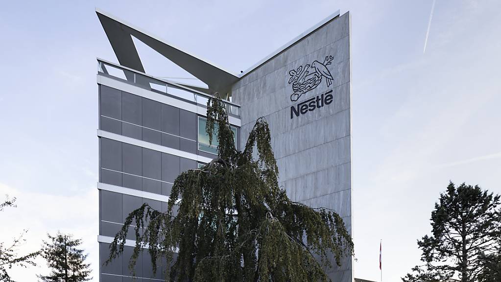Der Lebensmittelkonzern Nestlé ist im ersten Halbjahr trotz Coronakrise weiter gewachsen. (Archivbild)
