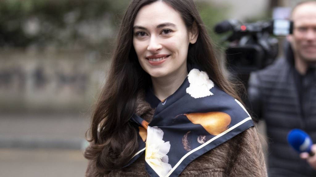 Sanija Ameti wurde für Schüsse auf ein Marienbild verurteilt. Die JGLP fordert nun die Abschaffung des Gesetzesartikels, der dies möglich machte. (Archivbild)