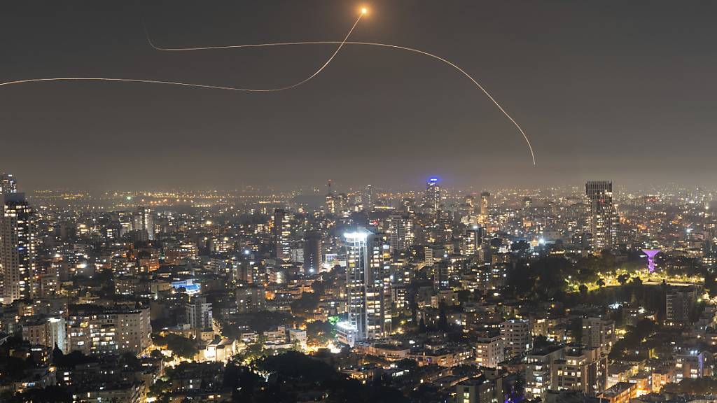 dpatopbilder - Das israelische Raketenabwehrsystem Iron Dome. Foto: Oded Balilty/AP