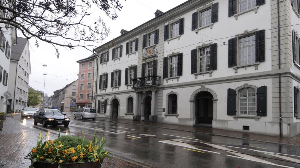 Die Stadt Frauenfeld erhielt 2023 über zwei Millionen Franken aus dem innerkantonalen Finanzausgleich. Im Bild das Rathaus des Kantons Thurgau in Frauenfeld. (Archivbild)