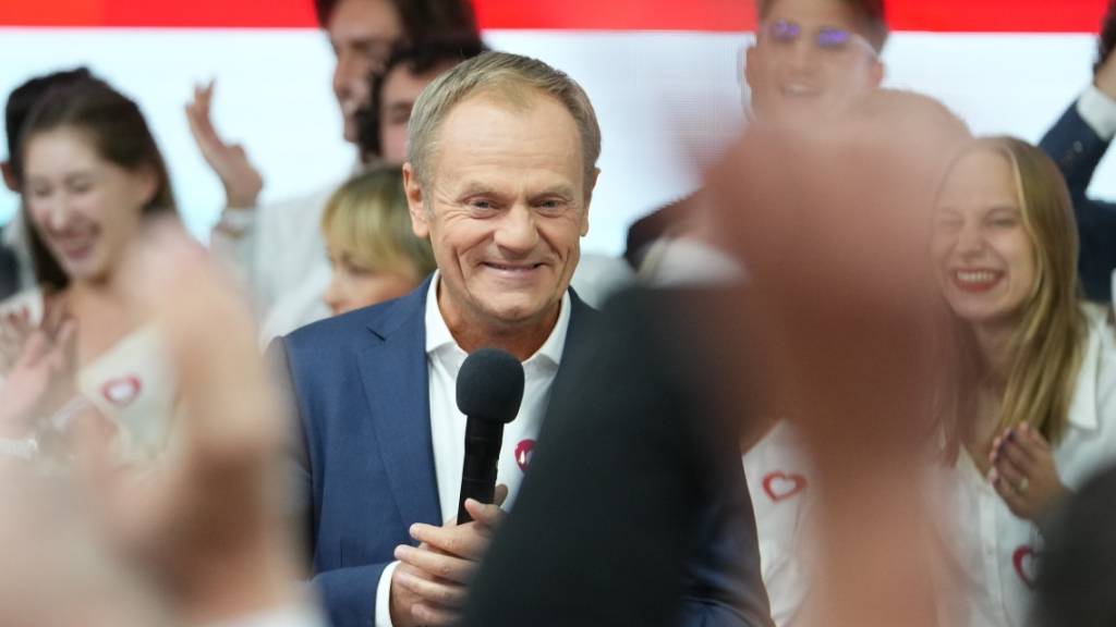 Donald Tusk, ehemaliger polnischer Ministerpräsident und Oppositionsführer, in der Parteizentrale seiner Partei in Warschau. Foto: Petr David Josek/AP