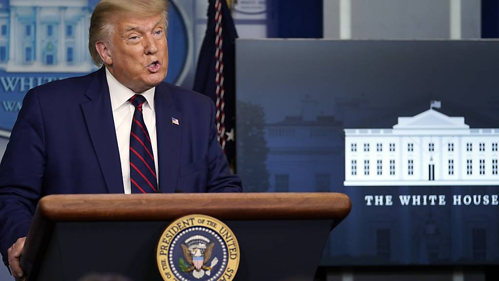 Donald Trump, Präsident der USA, spricht auf einer Pressekonferenz im Weißen Haus. Foto: Evan Vucci/AP/dpa