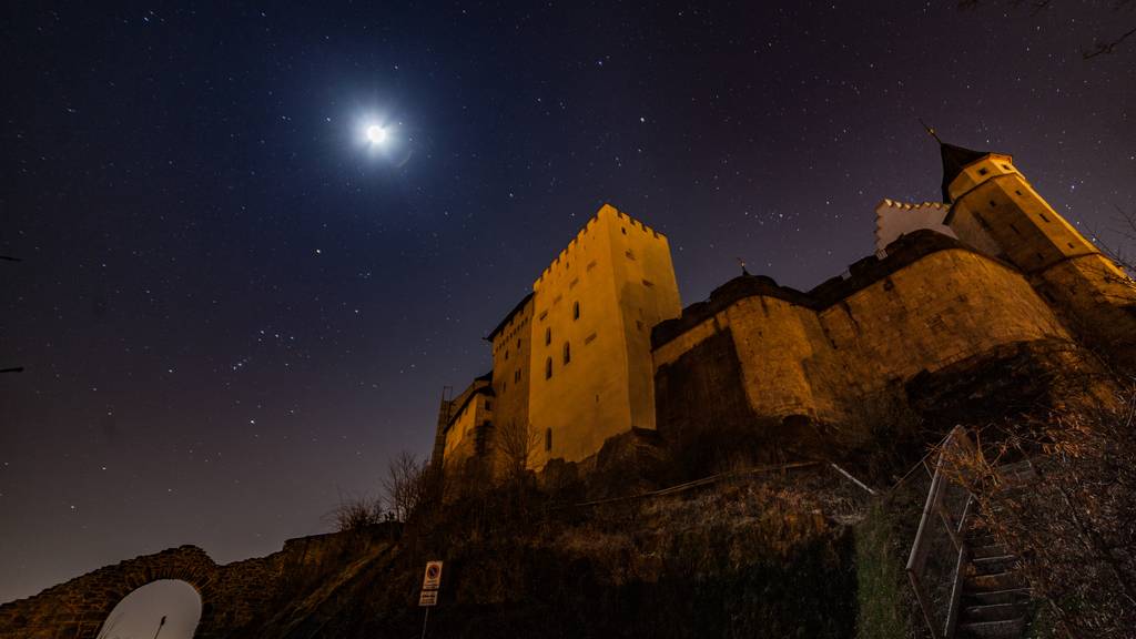 Schloss Lenzburg 2018 - Beleuchtung wurde für Earth Hour ausgeschaltet