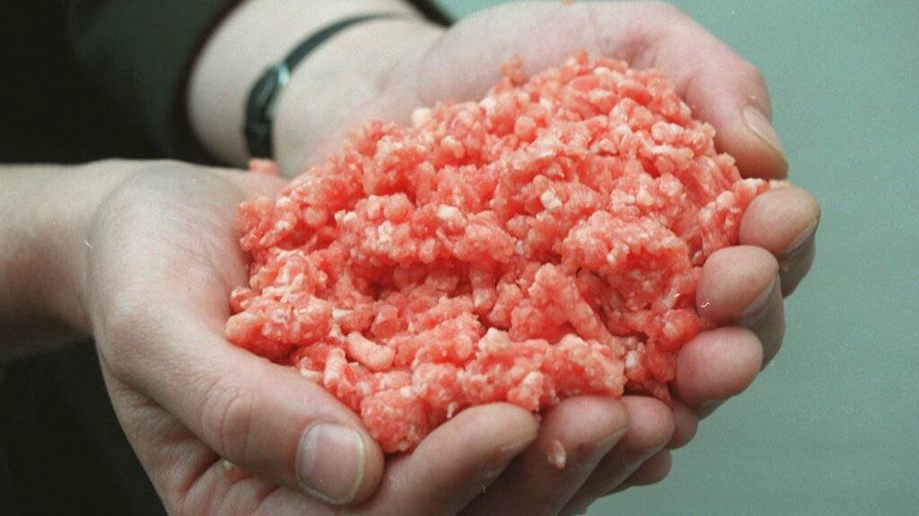 Hackfleisch ist leicht verderblich - deshalb wurde es vom zuständigen Amt untersucht. (Symbolbild)
