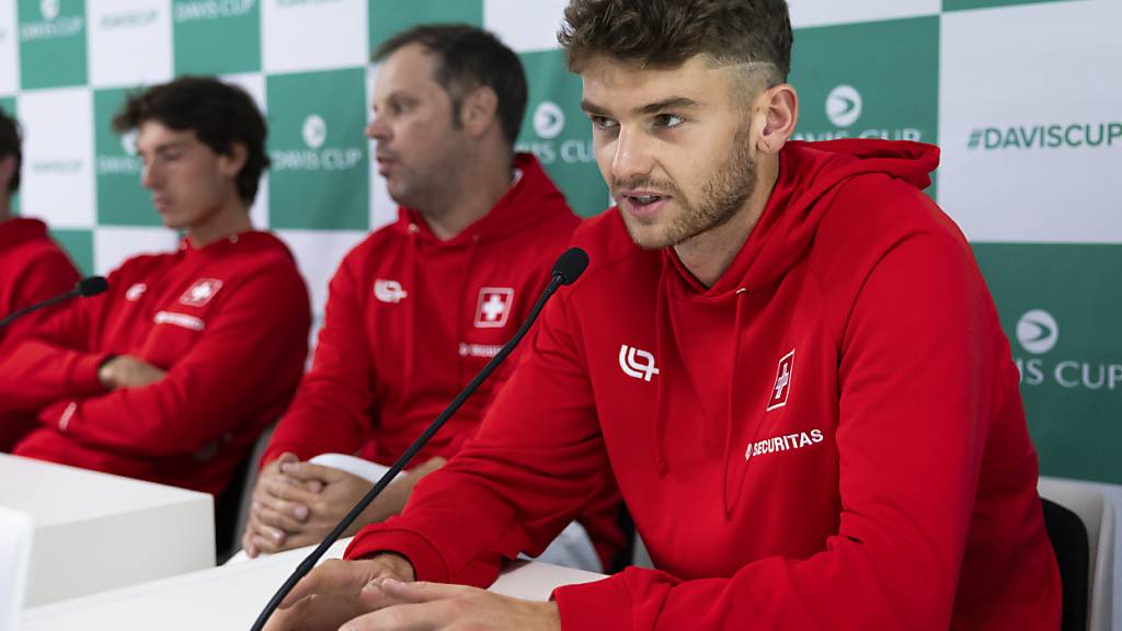 Kommt zu seinem ersten Davis-Cup-Einsatz seit drei Jahren: Jérôme Kym (re.)