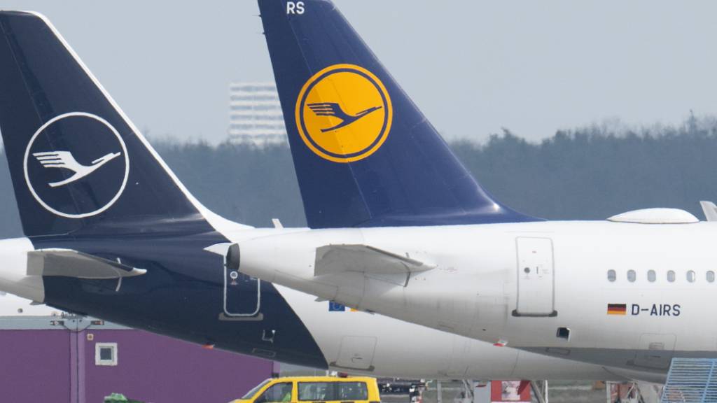 Die Deutsche Umwelthilfe  wirft der Lufthansa «dreiste Verbrauchertäuschung» und «Greenwashing» vor. (Archivbild)