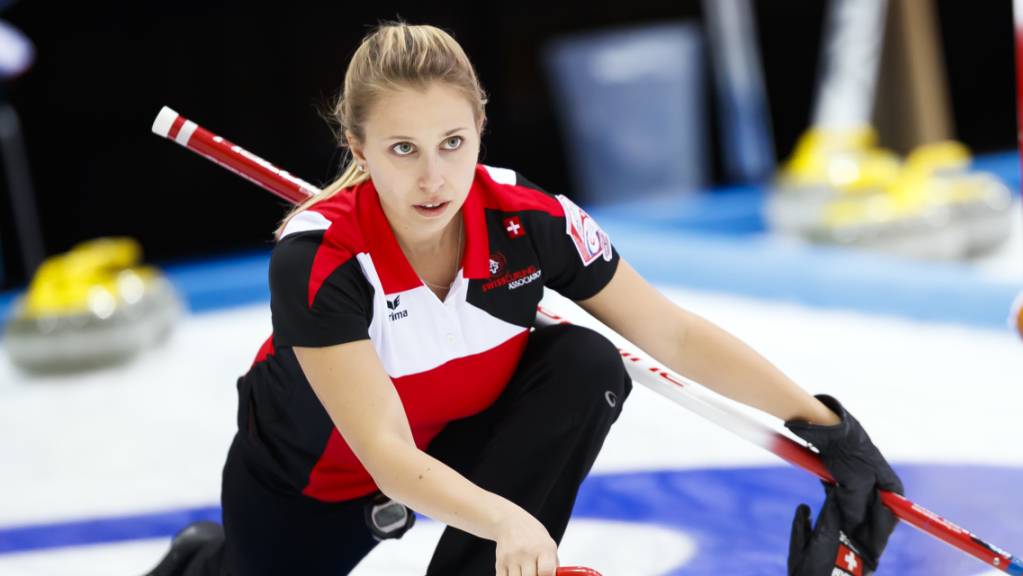 Skip Elena Stern ist eine grosse Hoffnung im Schweizer Curling