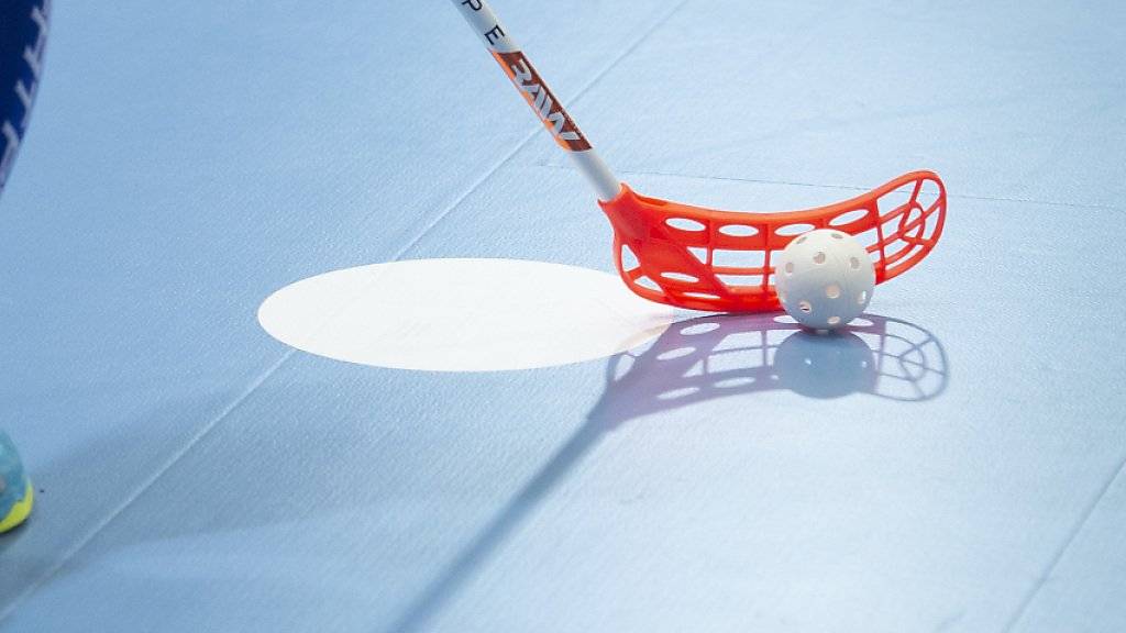 Das Schweizer Unihockey-Nationalteam der Frauen bekommt es an der Heim-WM in Neuenburg in der Gruppenphase mit Finnland zu tun