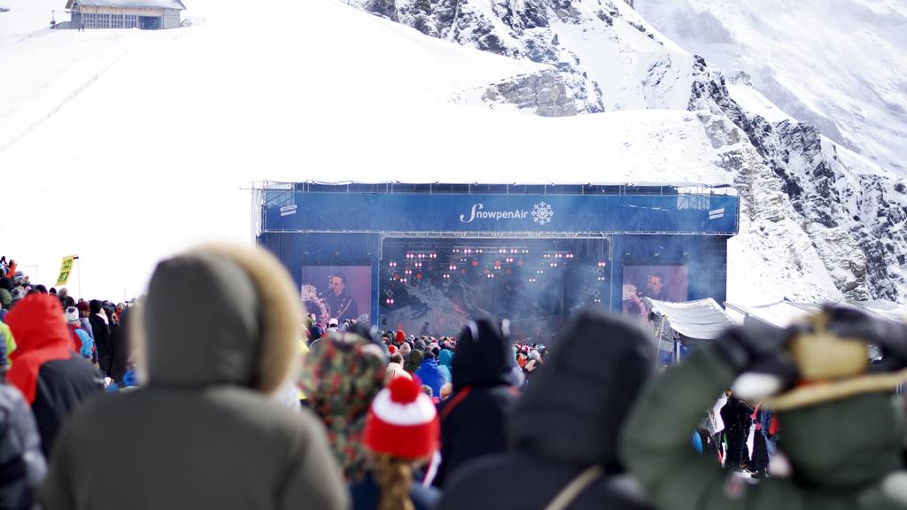 Feiern am Berg: Über 10'000 Personen besuchten das Snowpenair