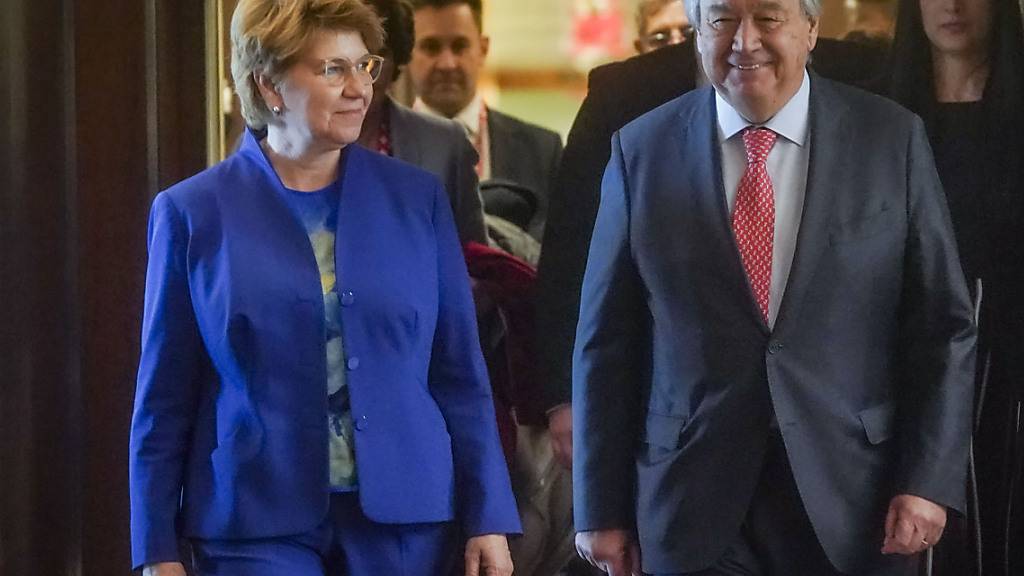 Anlässlich ihres Besuches bei der Uno in New York sprach Amherd auch mit Uno-Generalsekretär Antonio Guterres über die Agenda für den Frieden und das Engagement der Schweiz.