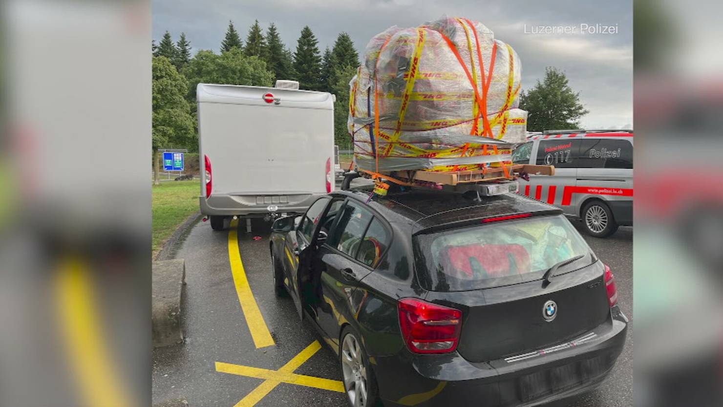 Sie Mochten Ladung Auf Dem Dach Ihres Pkws Transportieren