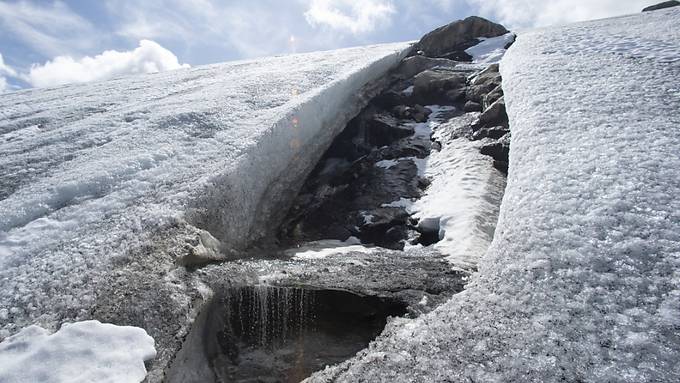 Tiefliegende Gletscher verzeichneten hohe Eisverluste