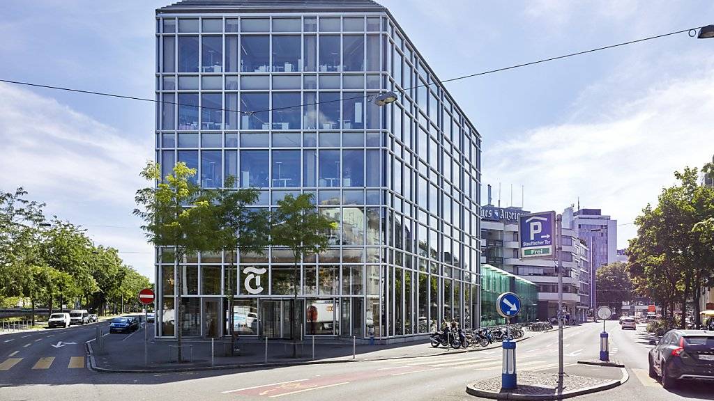 Tamedia-Gebäude in Zürich: Künftig wird es im Medienkonzern zwei Mantelredaktionen geben, die einen Grossteil der Zeitungstitel mit nationalen Artikeln  beliefern.