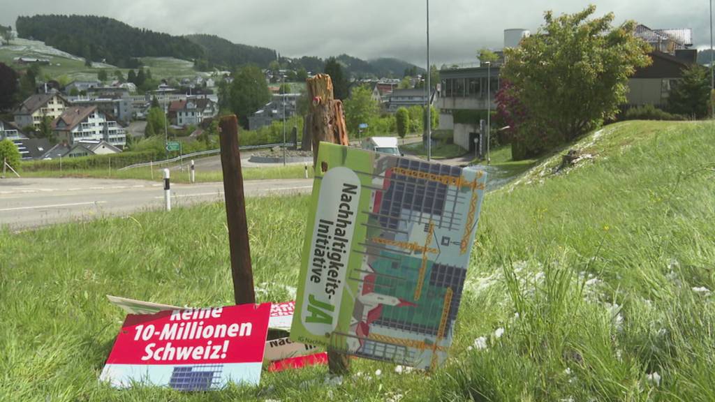 Plakat-Vandalen in Teufen: Abstimmungskampf zur 10-Millionen-Initiative wird emotional